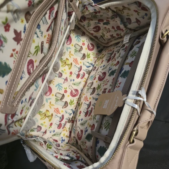 Jujube Eco BFF Truffle Diaper Bag - Picture 13 of 14